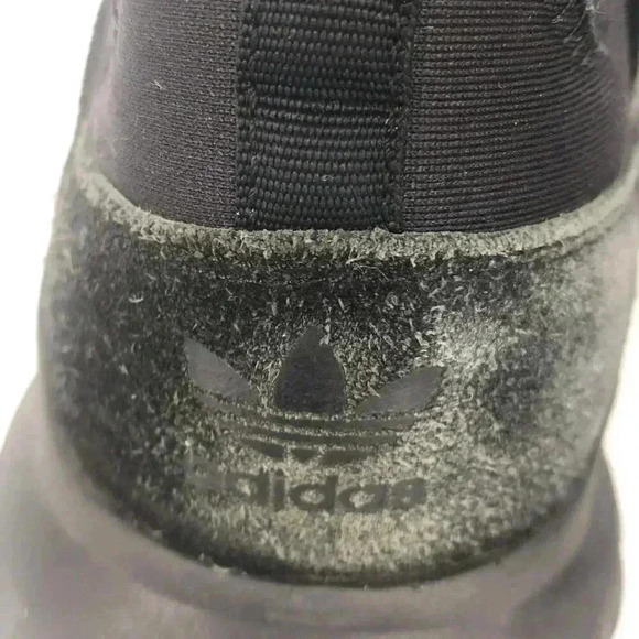ADIDAS SNEAKERS MENS 5.5 TUBULAR RADICAL CORE BLACK ART S80115 $120 SHOES RETRO - Picture 9 of 16